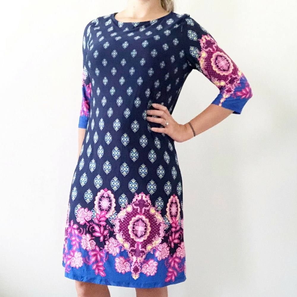 NWT Gilli 3/4 Sleeve Shift Dress
